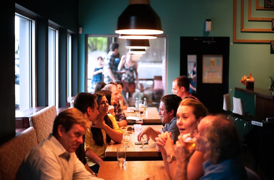 crowded restaurant